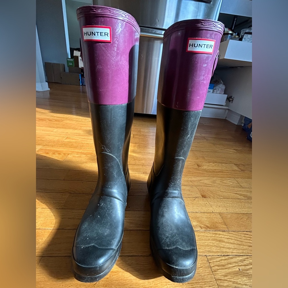Hunter Circa 2010s Original Tall Black and Purple Boots